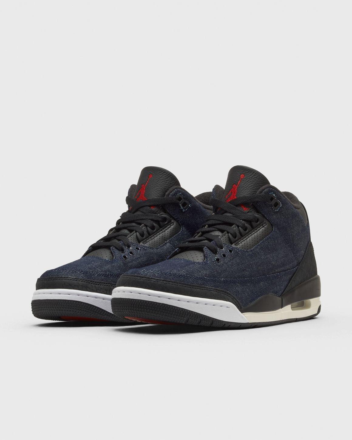 x LEVIS AIR JORDAN 3