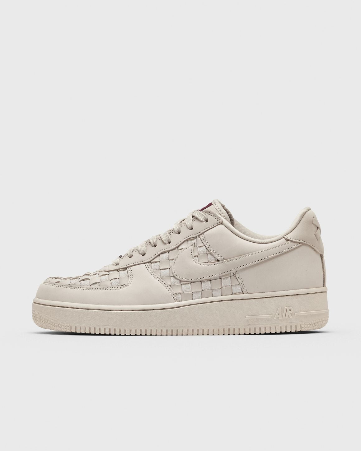 NIKE AIR FORCE 1 LOW RETRO PRM ESS