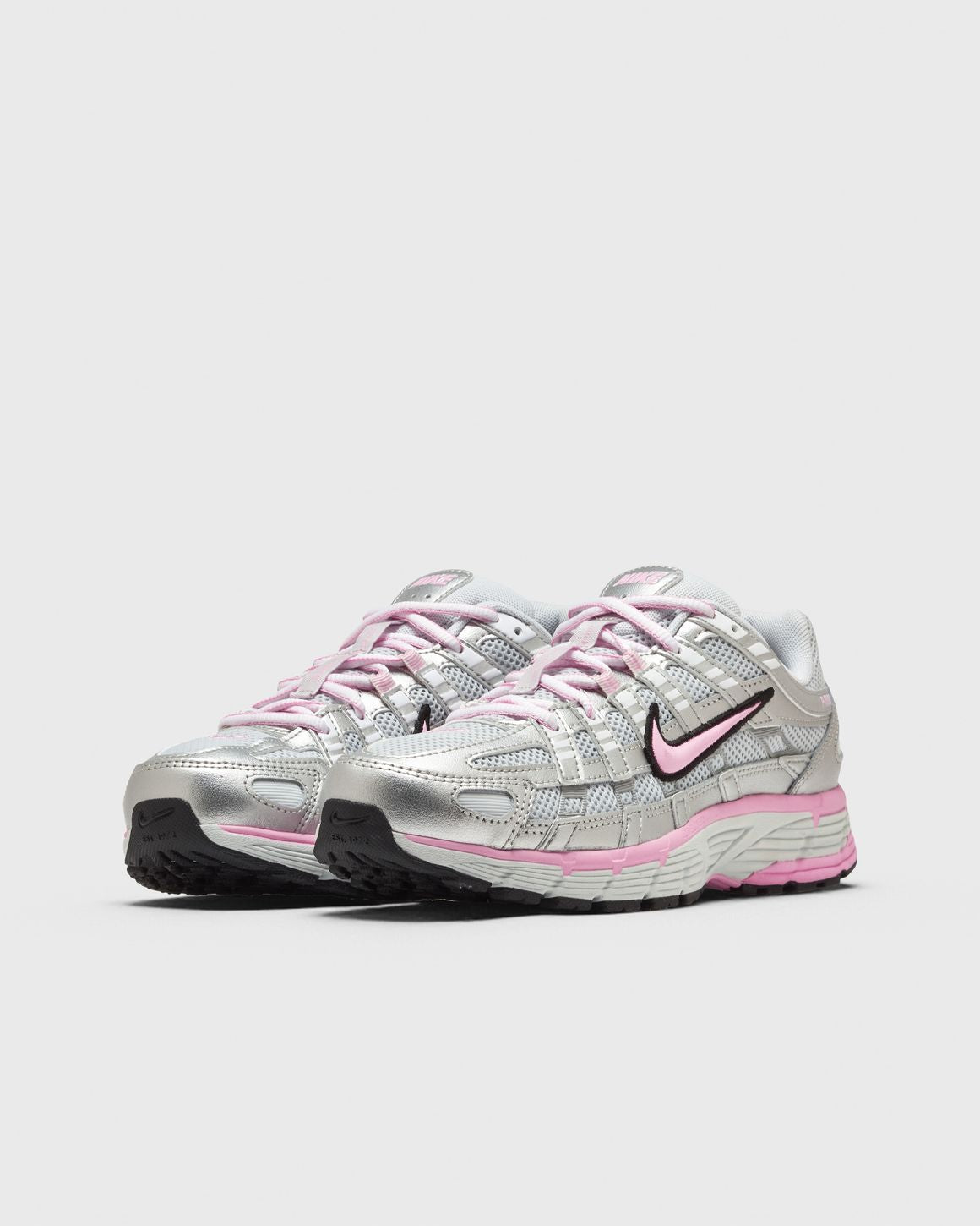WMNS P-6000