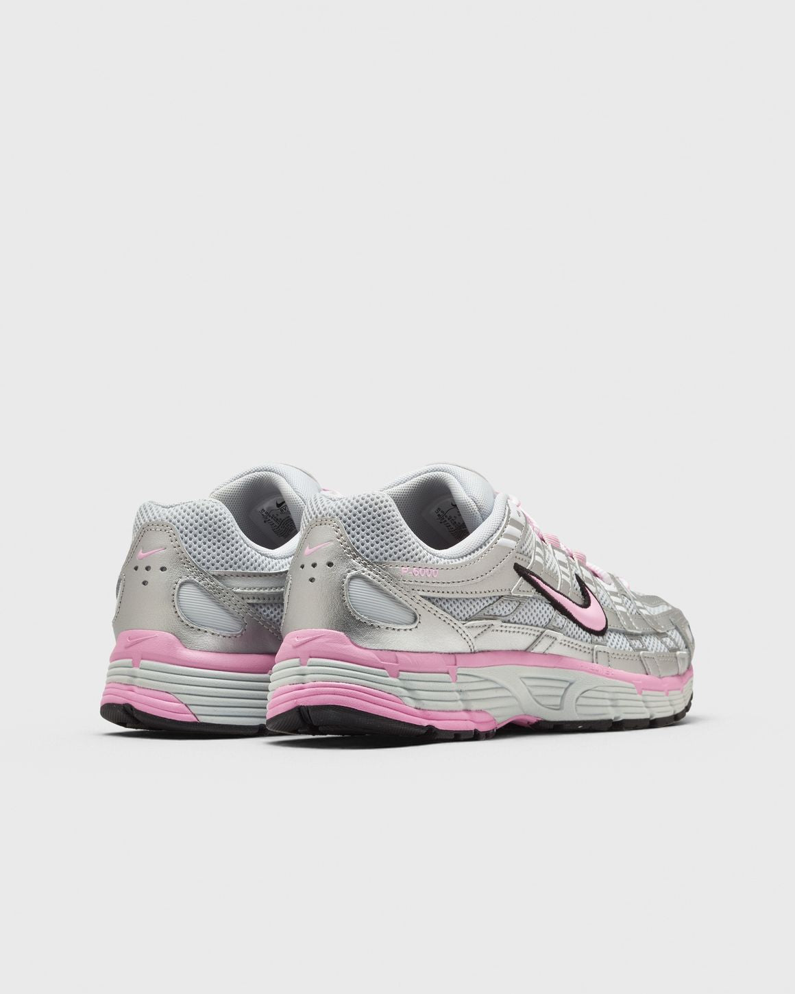 WMNS P-6000