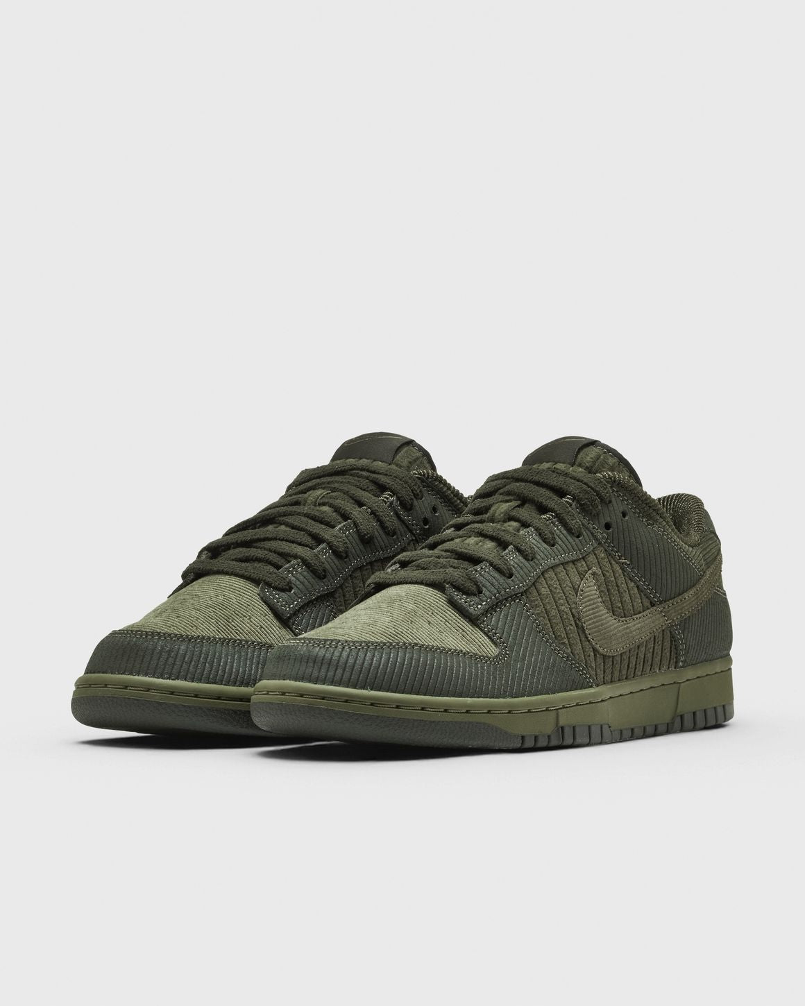 DUNK LOW RETRO PREMIUM