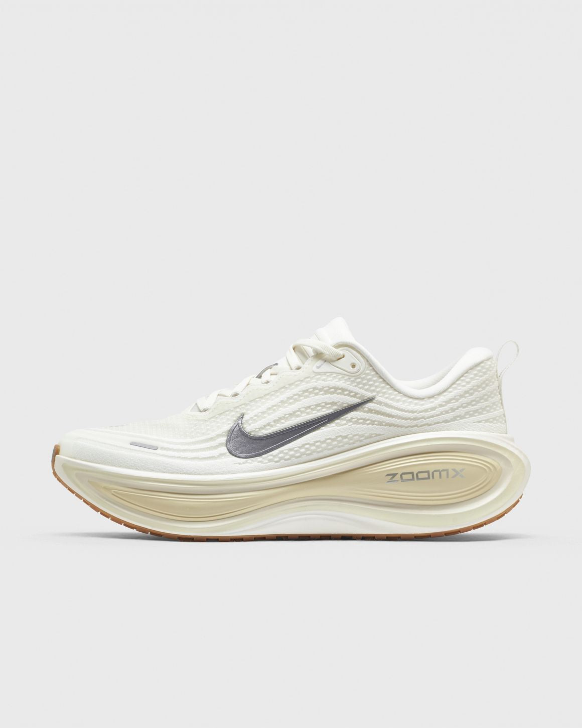 NIKE VOMERO PLUS ESS