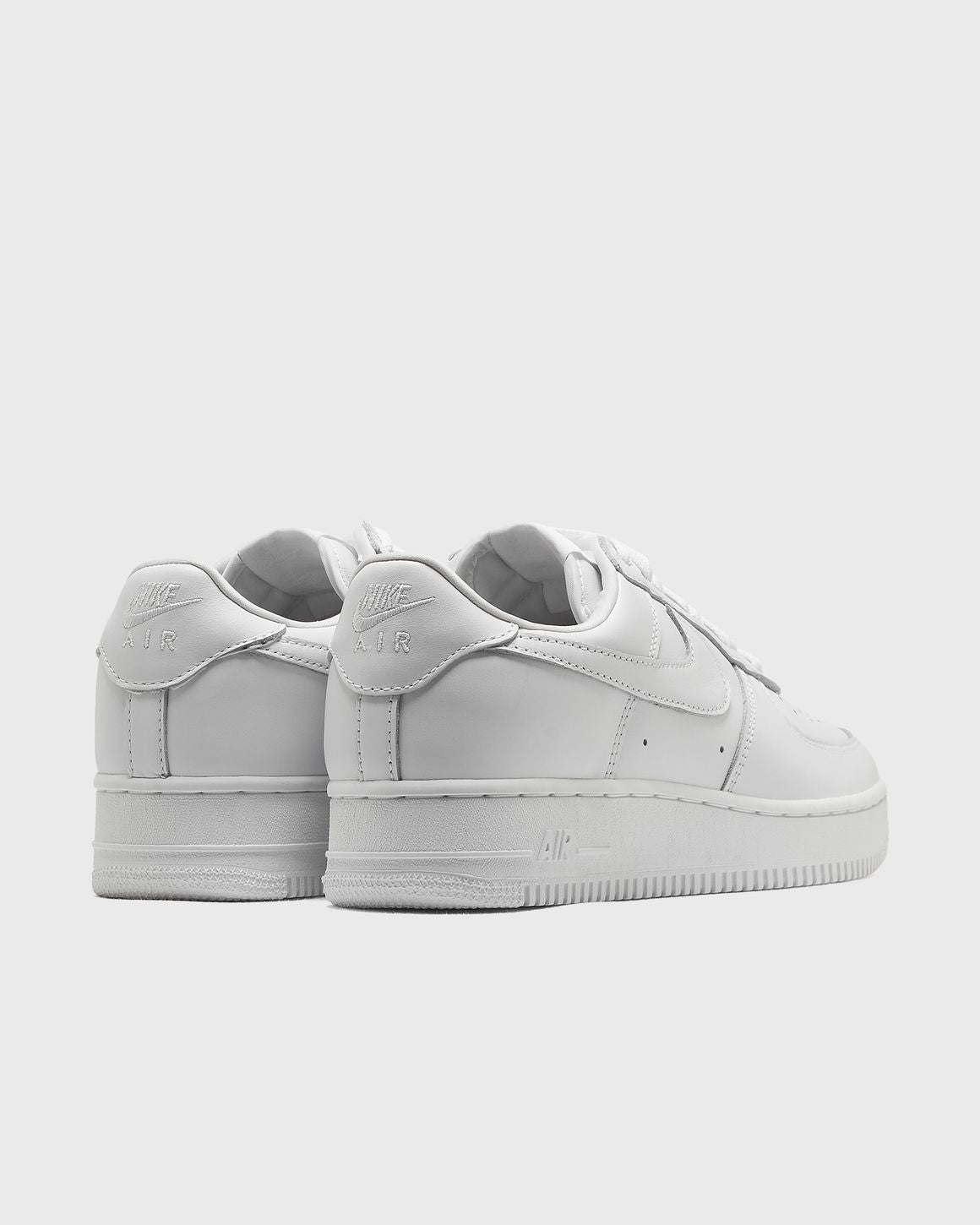 Air Force 1 "Triple White" (2001 Shape)