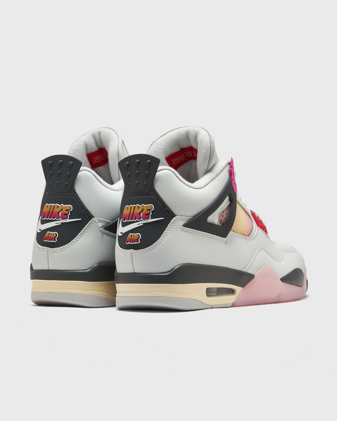 AIR JORDAN 4 RETRO 'COMIC'