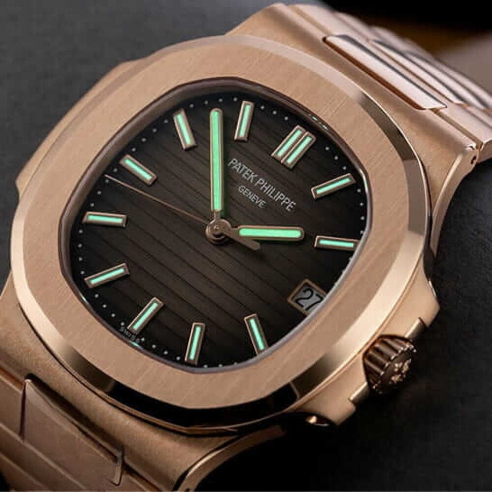 Patek Philippe Nautilus Chronograph 5980/1R-001 Roségold Schwarzes Zifferblatt